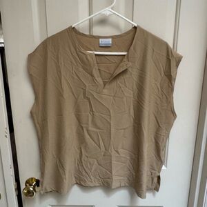 Columbia Sleeveless Tan Split V-Neck Tunic Top